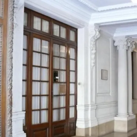 アパート 1br Montaigne Champs Elysee *